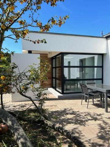 Maison Villa Montmarin Vue Mer Bretagne Nord Vers Roscoff Carantec Morlaix Plouescat Locquenole Avec Son Spa Et Sa Vue Mer المظهر الخارجي الصورة